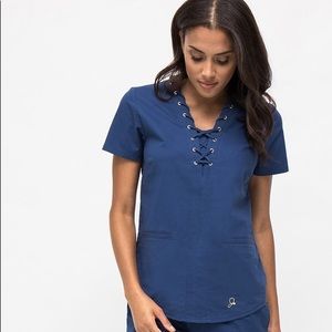 Jaanuu navy blue scrub top and pants